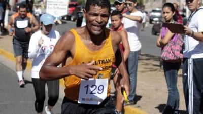 El originario de Teupasenti, El Paraíso, dice que se está entrenando fuertemente para lograr su propósito.