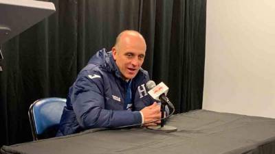 El entrenador Fabián Coito destacó el trabajo de los seleccionados de Honduras. Foto @RadioHuancavilk.