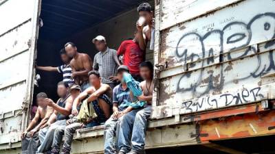 Las extorsiones han cobrado varias víctimas centroamericanas a bordo de 'la Bestia'.