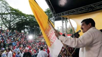 Aunque hasta ayer no se había confirmado alguna reunión, el presidente Nicolás Maduro dio la bienvenida a Thomas Shannon. Foto: AFP/Francisco Batista