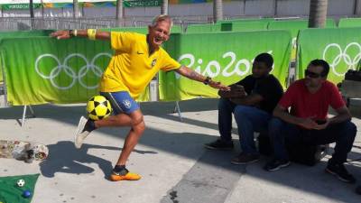 Se hace llamar Lion y asegura que es el rey del Jogo Bonito en todo Brasil.