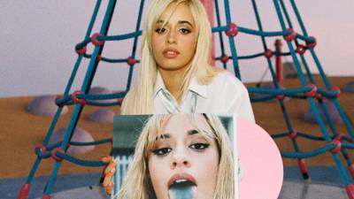 La estrella del pop de 27 años se tiñó el pelo de rubio para marcar el inicio de una nueva etapa de su carrera, y un nuevo sonido, con el lanzamiento de su cuarto álbum de estudio ‘C,XOXO’.