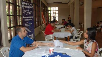 Por segunda vez, la Municipalidad organizó la segunda feria de empleo donde hubo participación masiva.
