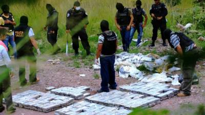 Las autoridades policiales, militares y antidrogas de Honduras han decomisado grandes cantidades de cocaína en el caribe principalmente.