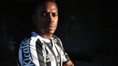 Robinho pasó de ganar millones a 271 dólares al mes...