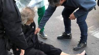 El exfubolista Tomás Felipe 'el Trinche' Carlovich se debate entre la vida y la muerte tras ser objeto de asalto. Foto Twitter.