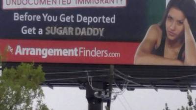 El cartel ya se ha hecho viral y ha causado la indignación de la comunidad inmigrante de todo la nación.
