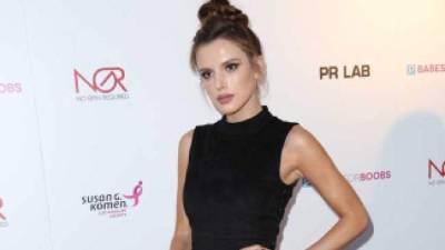 Bella ha tenido amoríos con hombres y mujeres.