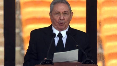 Raúl Castro dijo que jamás olvidarán cuando Mandela dijo 'el pueblo cubano tiene un lugar especial en el corazón de los pueblos africanos'.