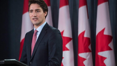 Trudeau arma la polémica entre los conservadores al defender el derecho de las mujeres al aborto.