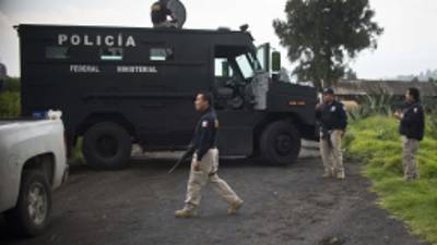 La Policía mexicana ha inspeccionado el lugar donde se localizaron los cuerpos.