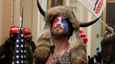 Jacob Chansley, un seguidor de QAnon, fue uno de los protagonistas del asalto al Capitolio el pasado 6 de enero.