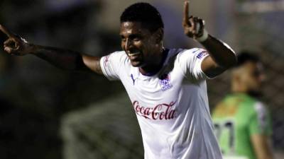 Carlo Costly marcó el primer gol de la historia en el estadio Emilio Williams de Choluteca.