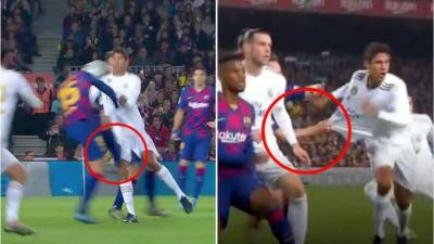 Las dos acciones polémicas del primer tiempo, agarrón de Rakitic a Varane y patada de Lenglet al mismo defensa francés.