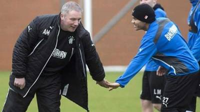 El timonel recuerda que 'los primeros meses' de Peralta en Europa fueron difíciles para 'porque tenía tantos problemas con su visa'.