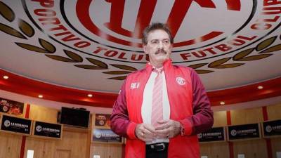 Ricardo La Volpe dirigió al Toluca en 2001 y 2002. Foto Toluca Twitter.