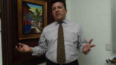 El analista financiero Lenín Palencia dice que la alcaldía sigue en profunda crisis.