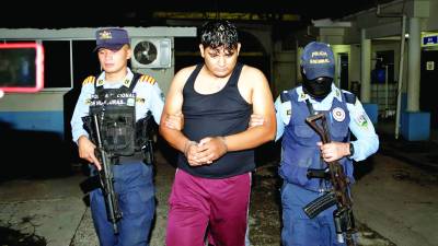 Carlos Quintanilla dice que actuó en defensa propia.