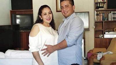 La hondureña Katty Daniela Cardona Carrillo fue arrestda después de matar a su pareja Óscar Armando Méndez en el apartamento que vivían en el tercer piso del número 3 de la calle Sant Joan Baptista de La Salle, frente al colegio del mismo nombre, en Manacor, Mallorca, España. Información tomada de diariodemallorca.es, ultimahora.es y laprovincia.es