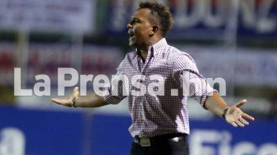 Carlos Pavón durante el partido contra el Olimpia. Foto Juan Salgado
