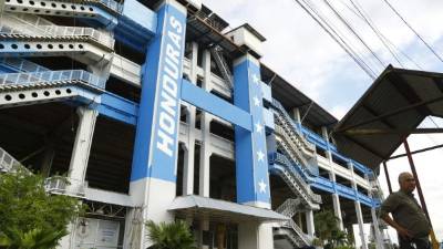 En el recinto que albergará los partidos contra Panamá y Trinidad ya comenzaron los preparativos.