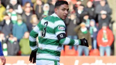 Emilio Izaguirre sigue siendo suplente en el Celtic.