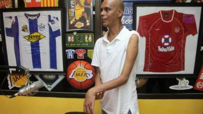 Enrique Centeno Reneau ha sido muy querido en La Ceiba, jugó para los dos equipos de la ciudad.