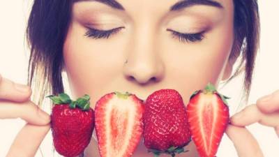 Los antioxidantes de las frutas previene varias infecciones. Las frutas deben consumirse cinco veces al día.