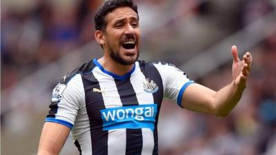 Jonas Gutiérrez marcó el gol que evitó el descenso del Newcastle.