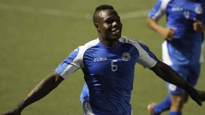 el destino del central de la 'azul y blanco' en Europa no fue dado a conocer.