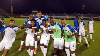 Los jugadores de la Sub-21 de Honduras celebrando el pase a la final de los Juegos Centroamericanos 2017 de Managua.