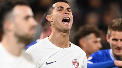 Cristiano Ronaldo lamentando una ocasión fallada en el Liechtenstein vs Portugal.