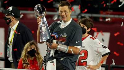 Tom Brady fue elegido como el MVP del Super Bowl 2021-. Foto AFP.