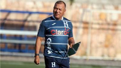 Carlos Tábora estará a cargo del amistos contra Emiratos Árabes Unidos.