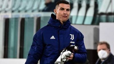 A Cristiano Ronaldo ahora le queda luchar por el título de la Serie A con la Juventus tras la eliminación en la Champions League. Foto AFP