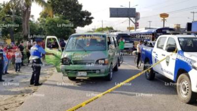 El conductor del rapidito aún herido de bala intentó controlar el automotor.