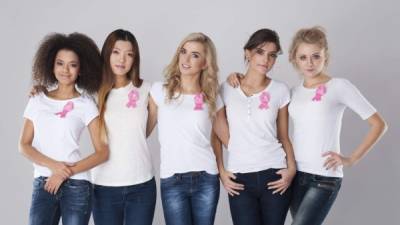 Las mujeres deben correr la voz sobre la importancia de la detección temprana del cáncer de seno.