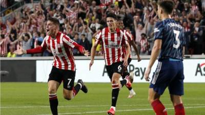 El Brentford debutó en la Premier League 2021-2022 con una gran victoria contra el Arsenal. Foto AFP