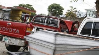 Los parientes de los fallecidos llegaron ayer a Medicina Forense a reclamar sus restos.