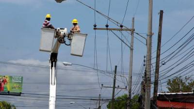 Cuadrillas de la Enee darán mantenimiento a un circuito de energía que afectará al sector sureste.
