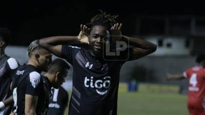 Honduras Progreso aplasta a la Real Sociedad con hat-trick de Geovany Martínez y golazo de Ilce Barahona
