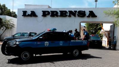 Las instalaciones del diario La Prensa de Nicaragua permanecen bajo el control de la policía desde hace un año, mientras su personal de Redacción tuvo que exiliarse.
