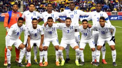 Honduras tiene como plan clasificar al Mundial 2022 de Catar y este verano pelear por la Copa Oro. Foto AFP