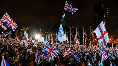 El Reino Unido culmina el Brexit y deja de ser miembro de la Unión Europea, 47 años después de su ingreso en el club comunitario.