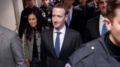 El presidente de Facebook, Mark Zuckerberg, pedirá perdón al Congreso de Estados Unidos por su gestión de la red social. EFE