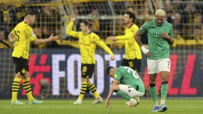 Dortmund sueña con octavos de Champions y complica al Newcastle