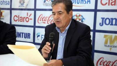 Jorge Luis Pinto se alista para el debut contra Canadá en la eliminatoria mundialista.