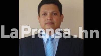 El abogado hondureño Carlos Barrientos fue atacado a balazos cuando regresaba a su casa en la colonia Montefresco de San Pedro Sula.
