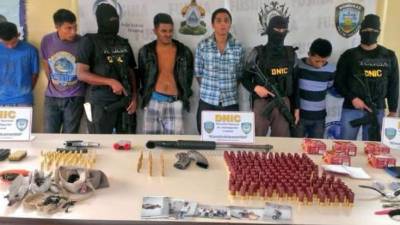 Cristian Leonel Rivas Rosales, alias El Cabezas, y Marlon Noé Turcios Contreras, alias El Terror, supuestamente pertenecen a la banda de 'Los Chirizos'.