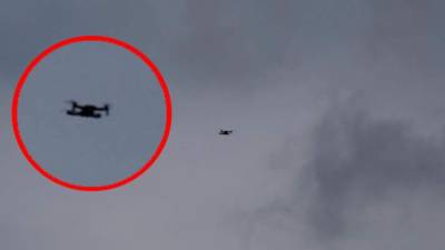 El dron que apareció volando sobre el entrenamiento de la Selección de Honduras en Toronto.